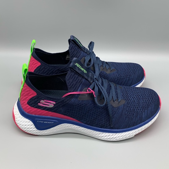 skechers scratchy women's sneakers